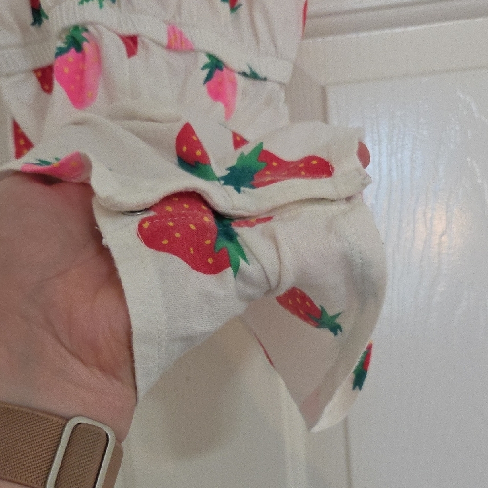 Old Navy White Strawberry-Print Girls' Romper with Ruffle Straps - Picture 5 of 5
